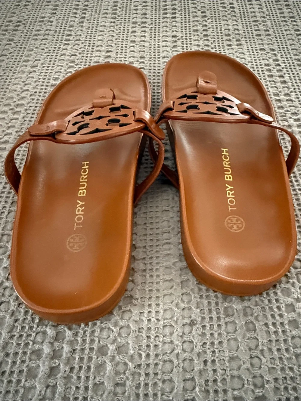 Tory Burch Miller Cloud Thong Sandal - Bourbon Miele Tan Size 6.5